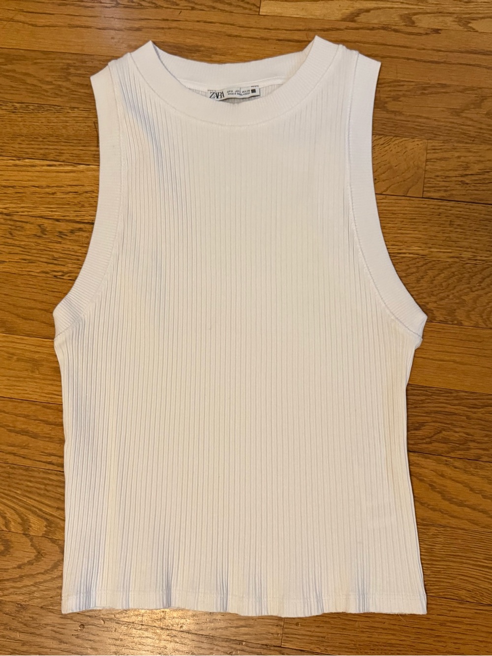 Zara White Ribbed Sleeveless Knit Tank top size M